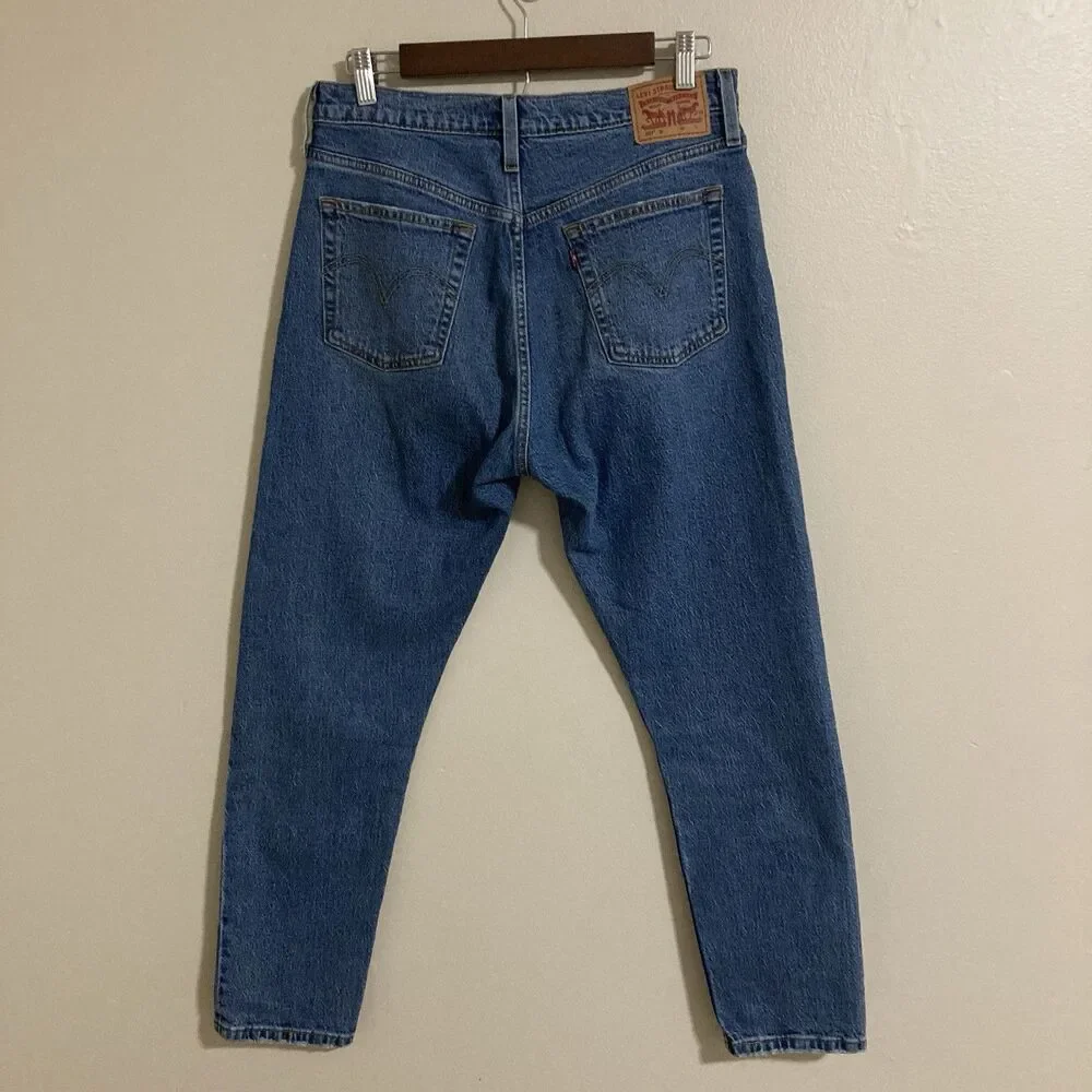 Levis used no